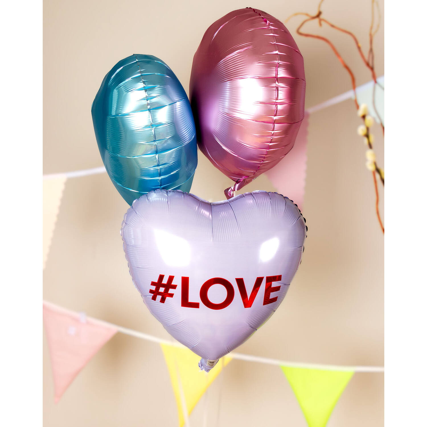 Foil Balloon - Shape - Heart - "#LOVE" - 45 cm