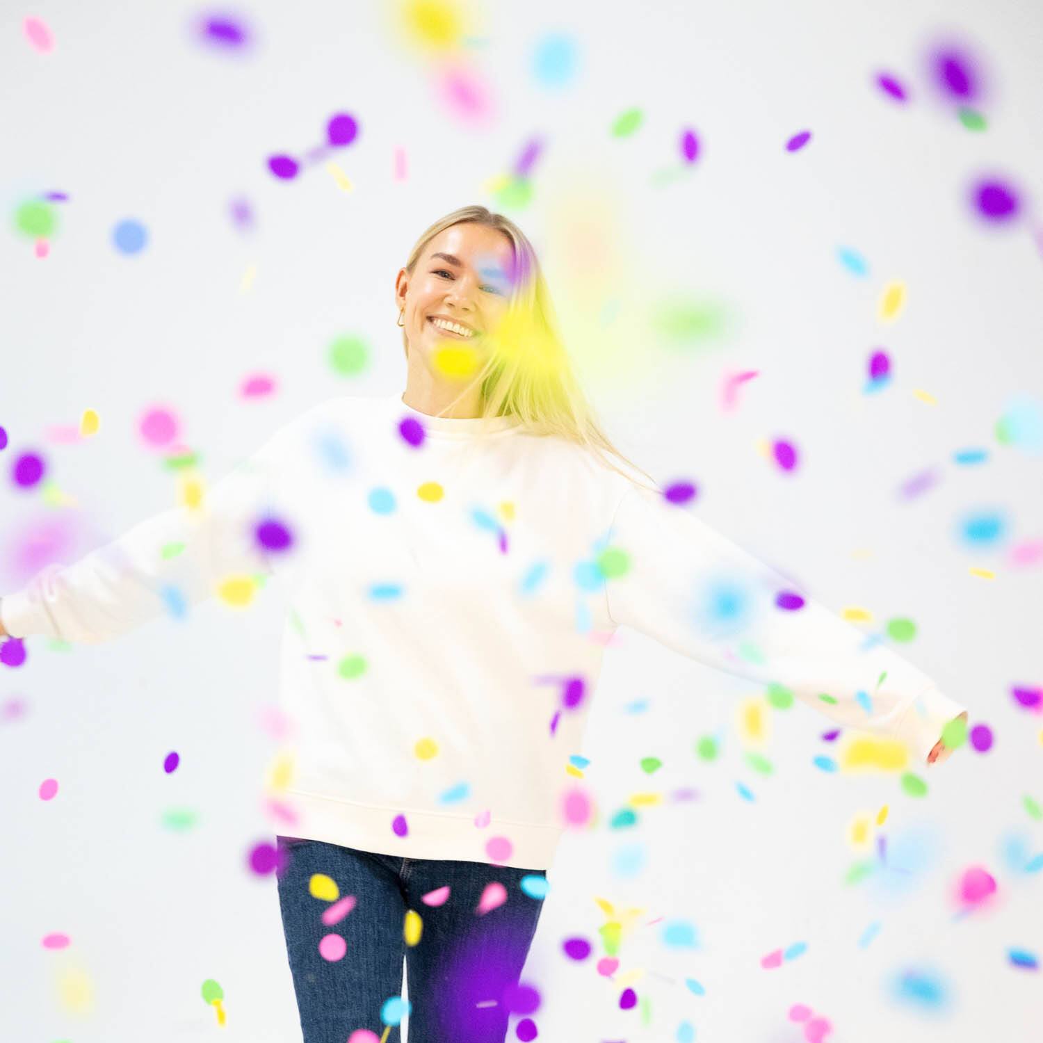 Confetti Cannon Multicolor Round Paper 40 cm