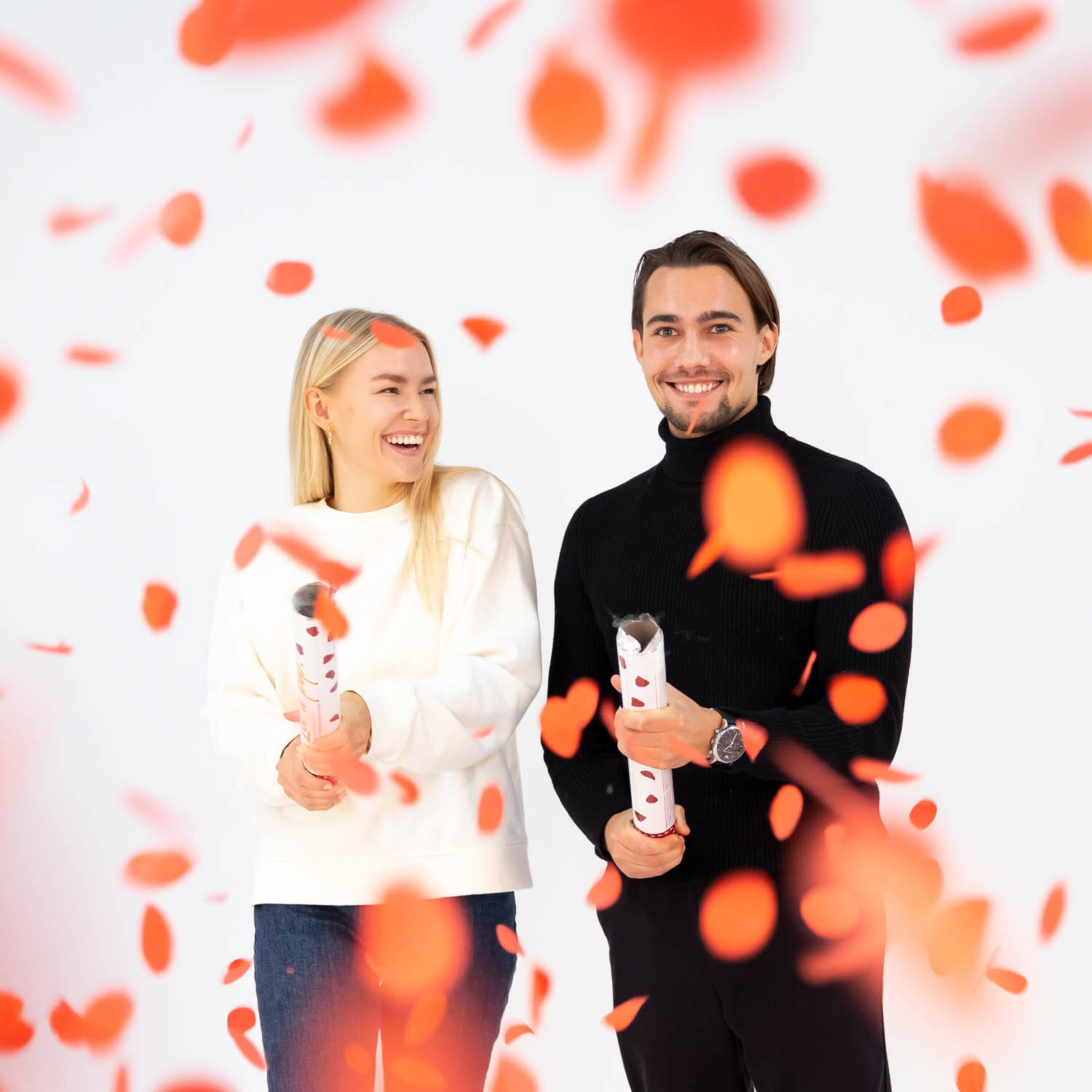 Confetti Cannon Rose Petals Red Paper 40 cm