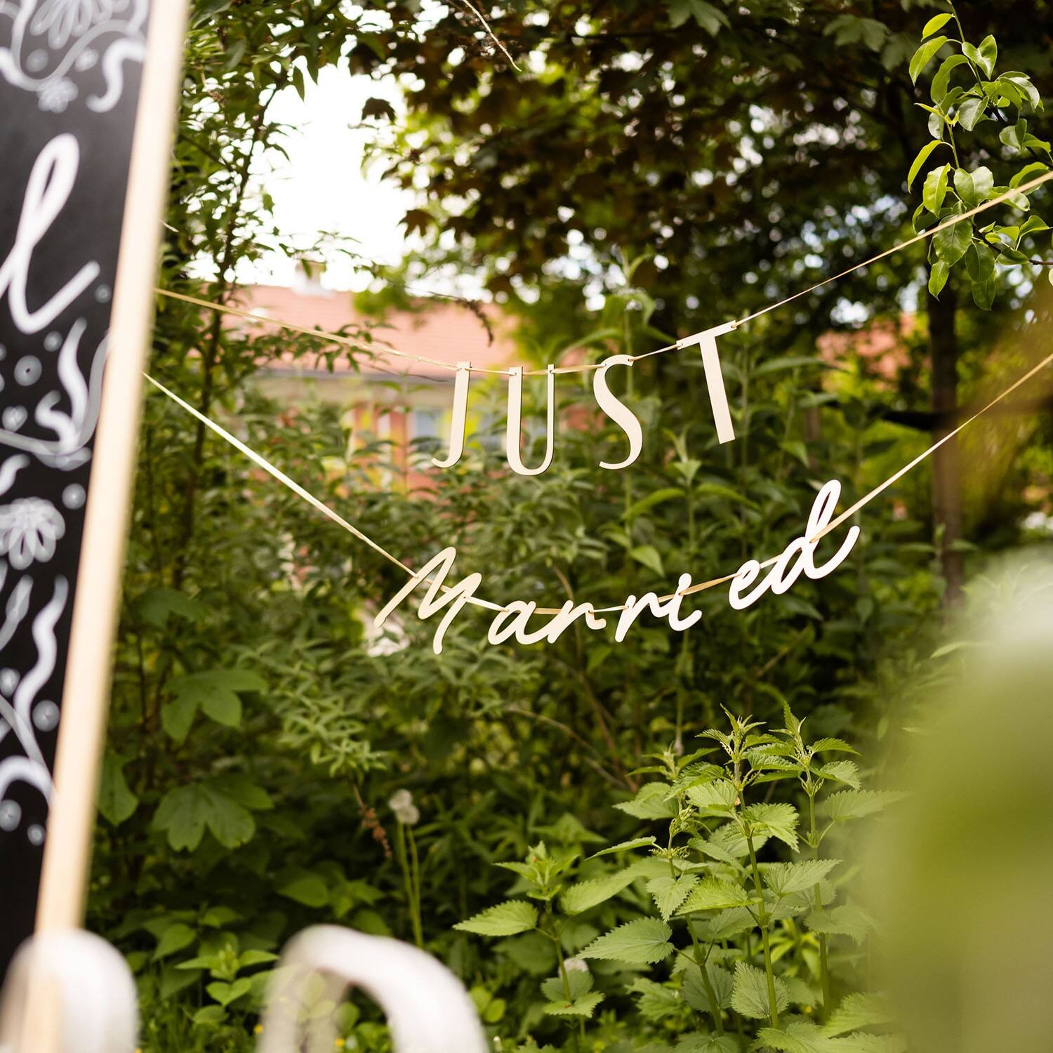 Letter Garland Set - JUST Married - Wedding - Wood - 3 meter