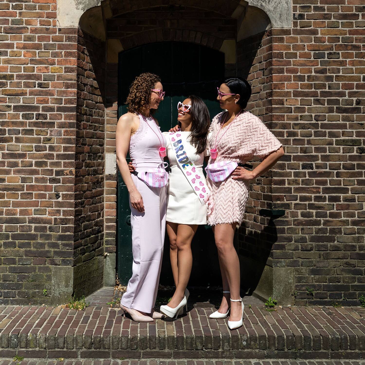 Fanny pack - Bride Squad - She Said Yaass - Pink/White