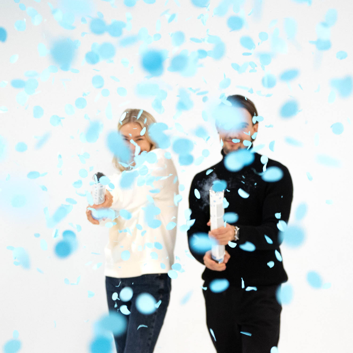 Confetti Cannon Blue Round Paper 40 cm