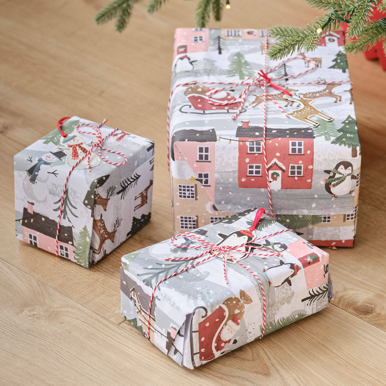 Wrap - Christmas Scene Wrapping Paper