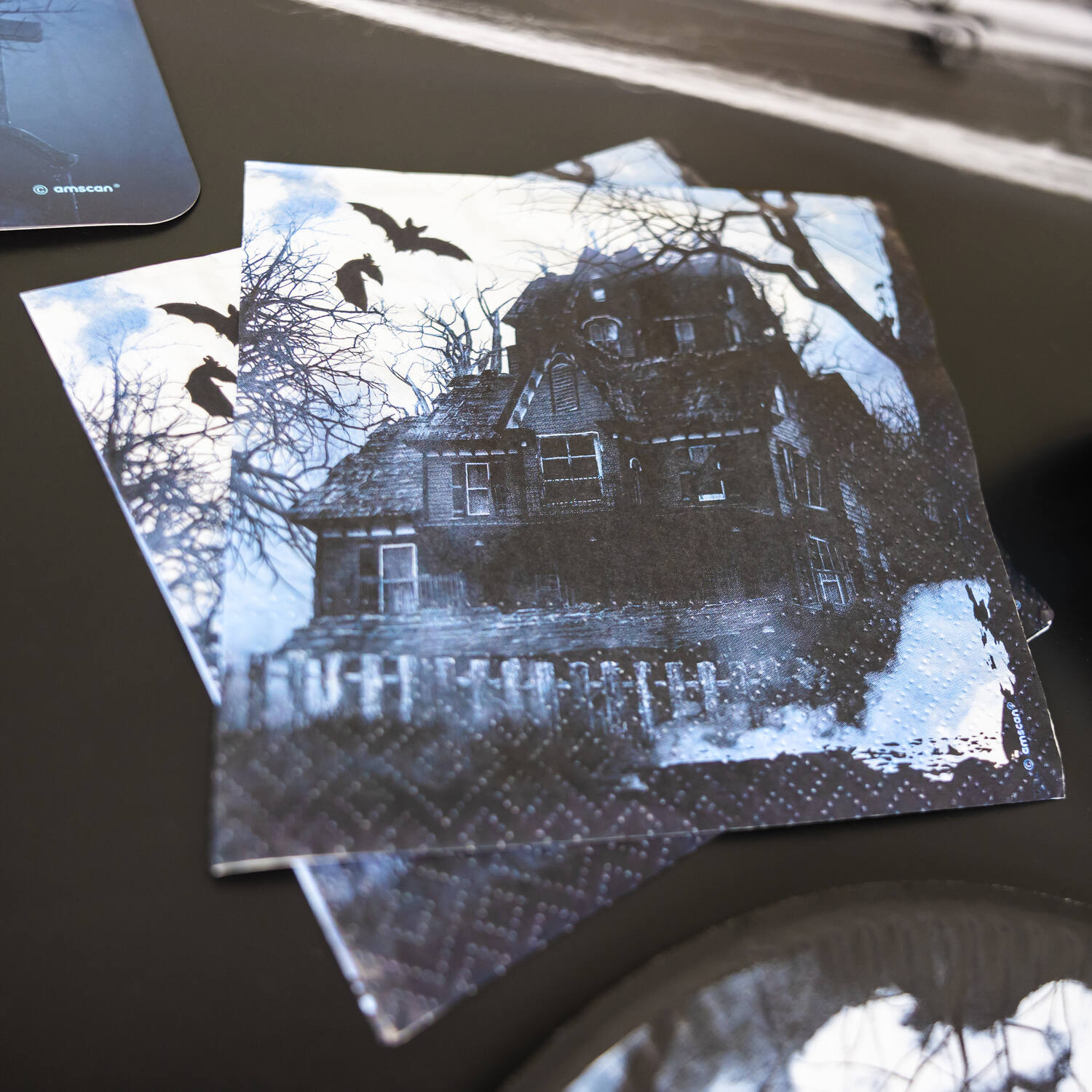 16 Napkins Haunted Forest 33 x 33 cm