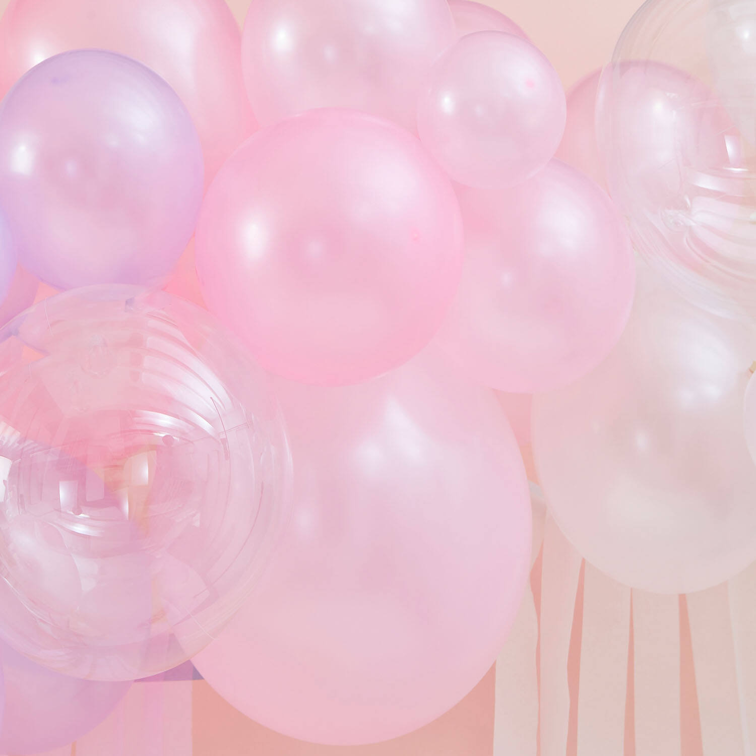 Balloon Backdrop - Balloon Arch with Streamers - Pastel