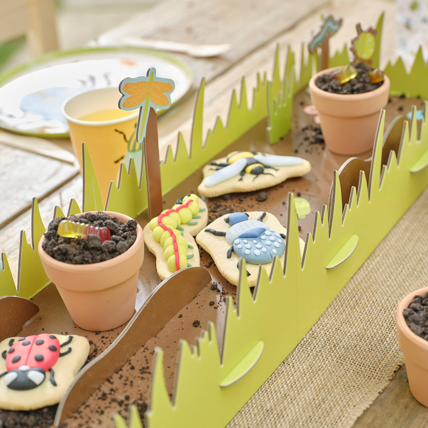 Treat Stand - Bug Hunt Grazing Board with Flying Card Bugs