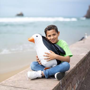Walking Balloon Penguin Foil Balloon W24 Packaged 57 cm x 47 cm