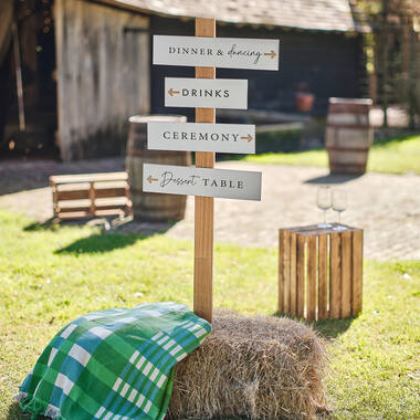 Signs - White Washed Wooden Arrows
