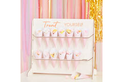 food cones treat stand