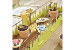 Treat Stand - Bug Hunt Grazing Board with Flying Card Bugs